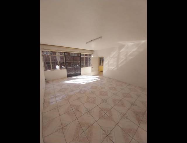 2 BEDROOM PROPERTY TO RENT IN LAUDIUM